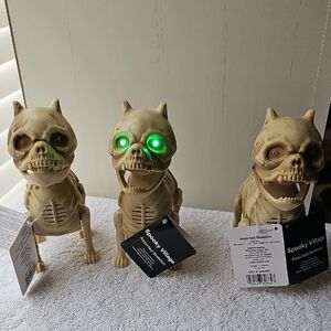 New Spooky Village Halloween Skeleton Animated Scary Bark Green Eyes Moving Part
